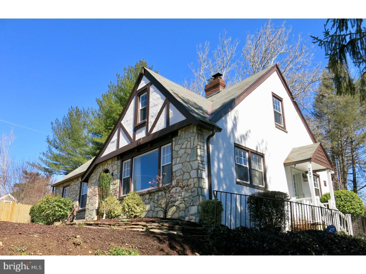 237 Church Road Elkins Park, PA 19027 - Photo 2 of 23 Gallery Image 2