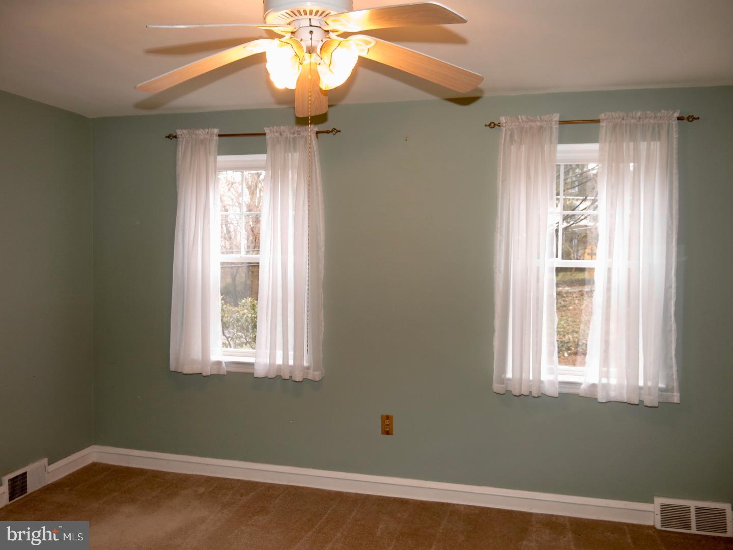 237 Church Road Elkins Park, PA 19027 - Photo 9 of 23 Gallery Image 9