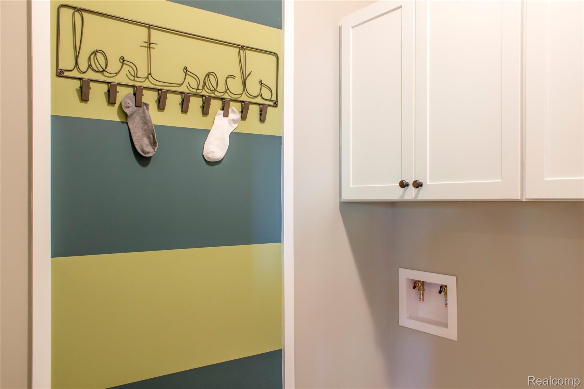 8870 Island Lake Road Dexter, MI 48130 - Photo 6 of 21 Interior Columbia (8).jpg