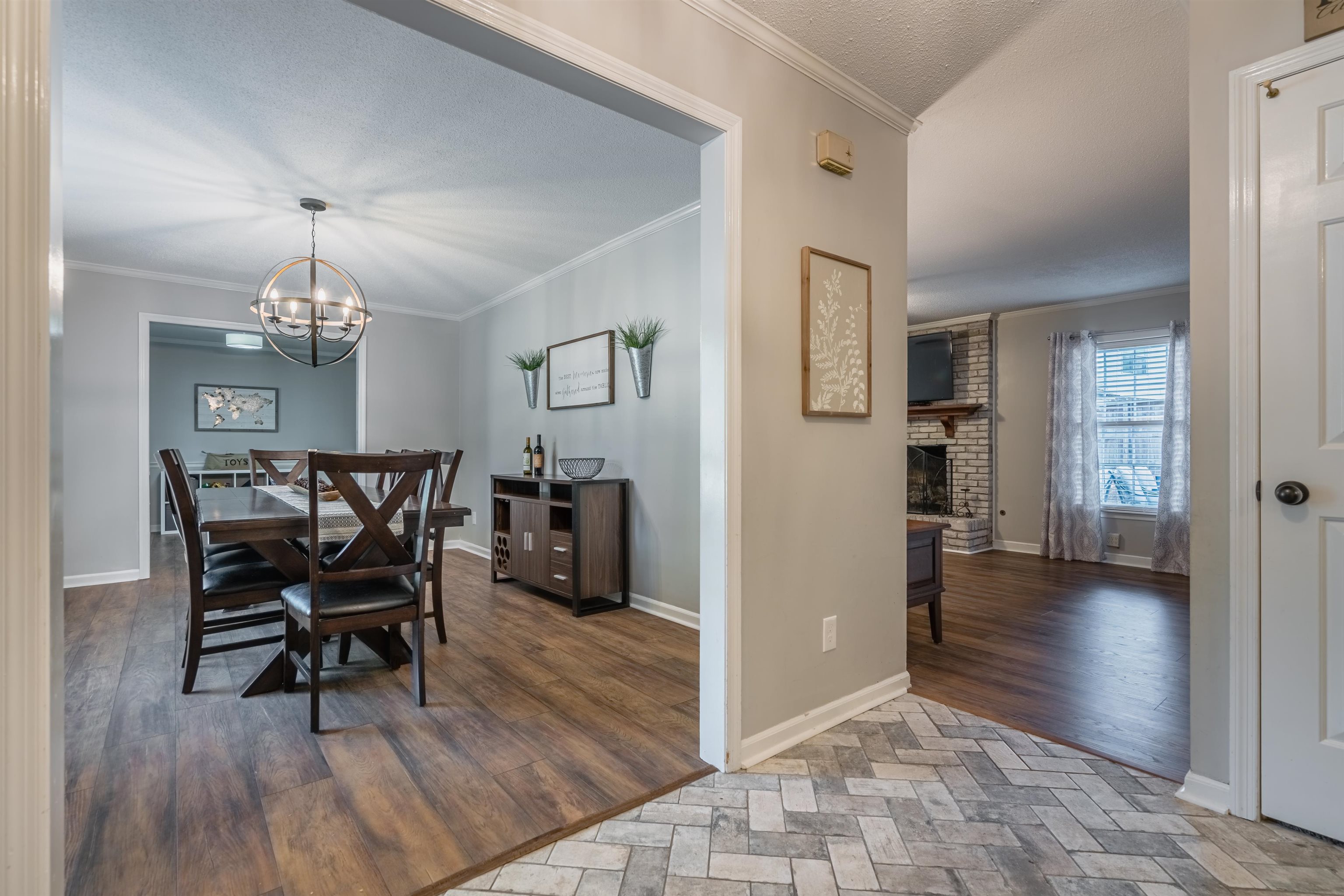 2239 Howard Road Germantown, TN 38138 - Photo 3 of 24 Gallery Image 3