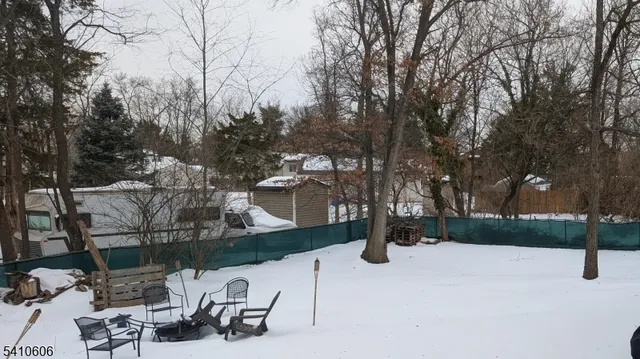 $4,000 | 142 Hillcrest Avenue, Somerset, NJ 08873