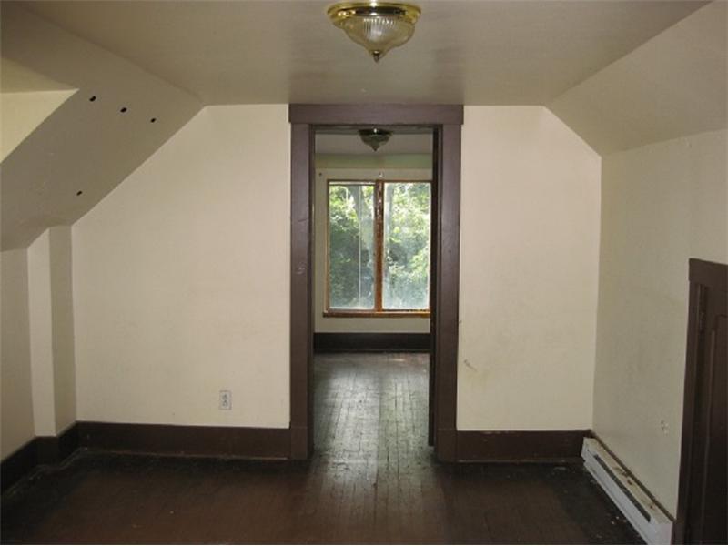 708 11th Street McKees Rocks, PA 15136 - Photo 19 of 19 Bedroom.