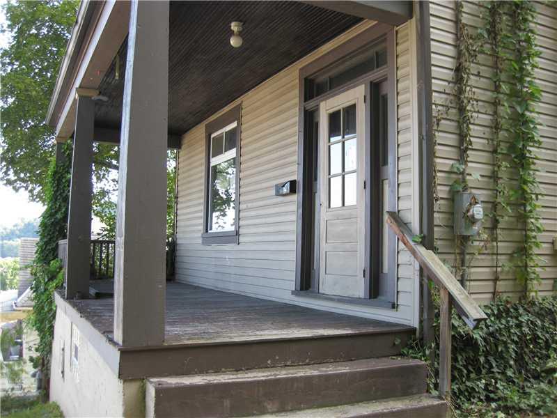 708 11th Street McKees Rocks, PA 15136 - Photo 4 of 19 Exterior Front.