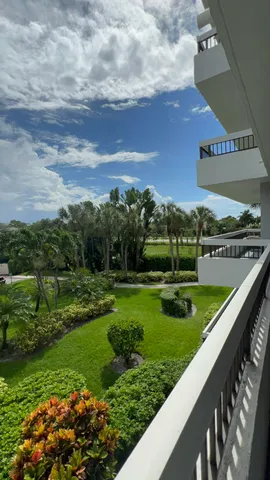 $375,000 | 23200 Camino Del Mar, Unit 303, Boca Raton, FL 33433