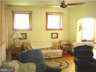 1616 Ward Street Linwood, PA 19061 - Photo 4 of 6