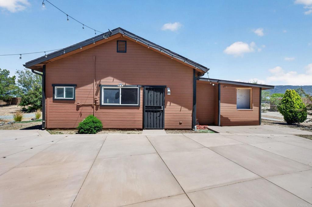 38570 Bahrman Road Anza, CA 92539 - Photo 25 of 51
