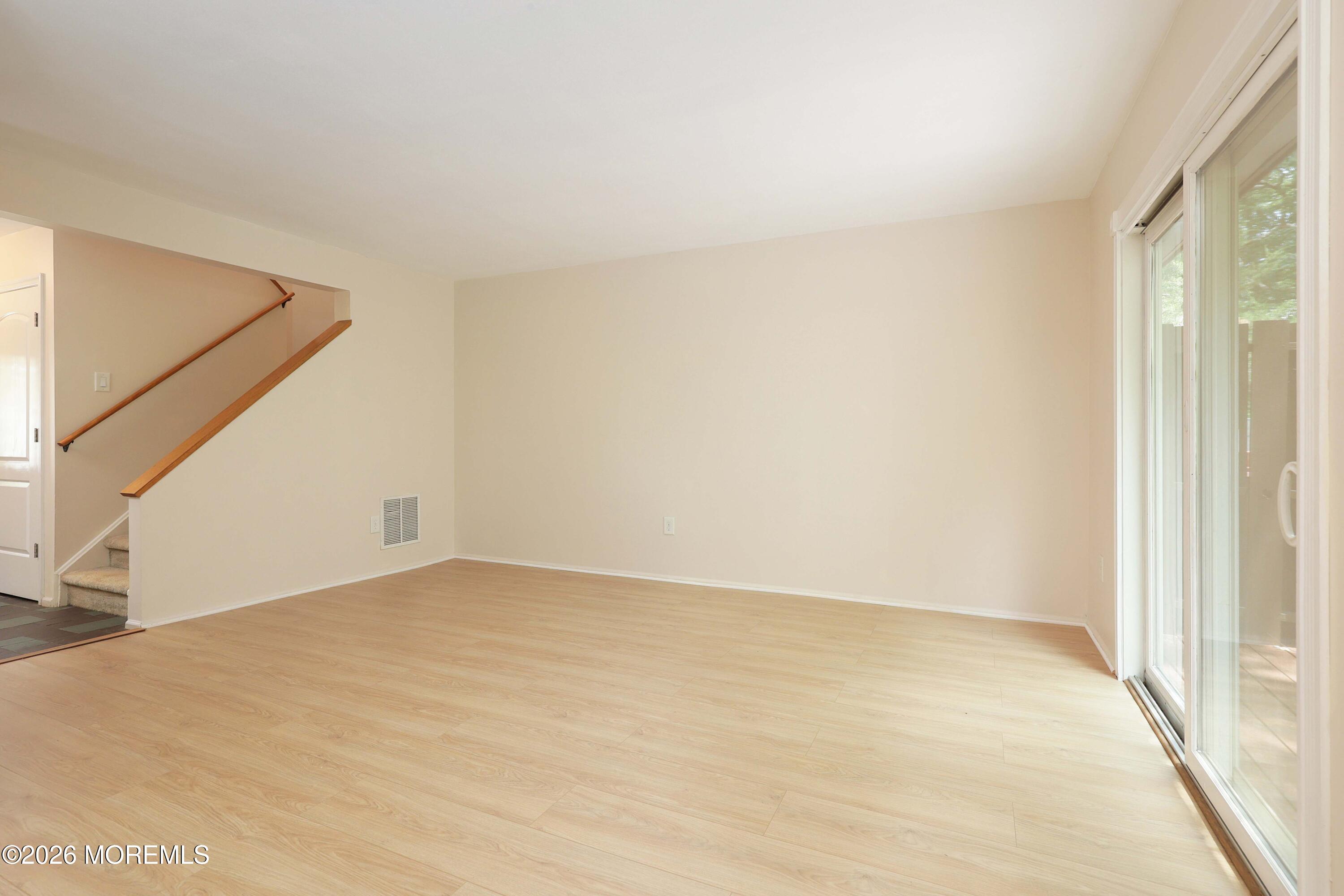 7 Wren Way Howell, NJ 07731 - Photo 6 of 30 758A1598