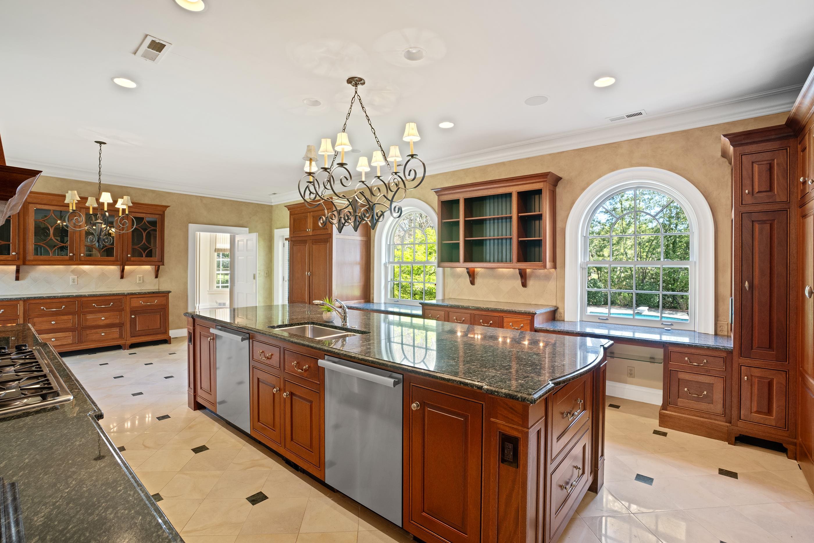 1908 Roe Ford Road Greenville, SC 29617 - Photo 23 of 41 Gallery Image 23