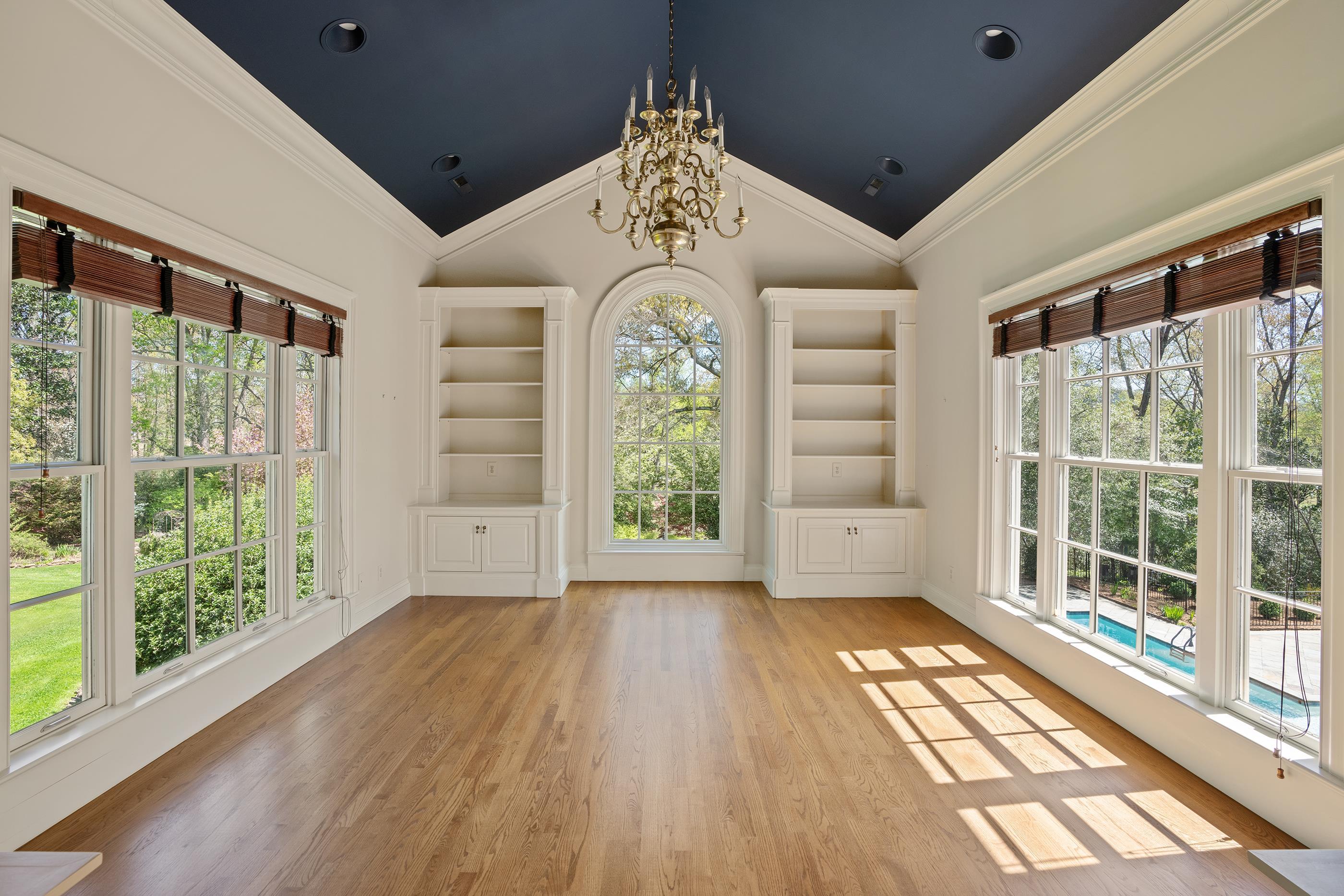 1908 Roe Ford Road Greenville, SC 29617 - Photo 25 of 41 Gallery Image 25