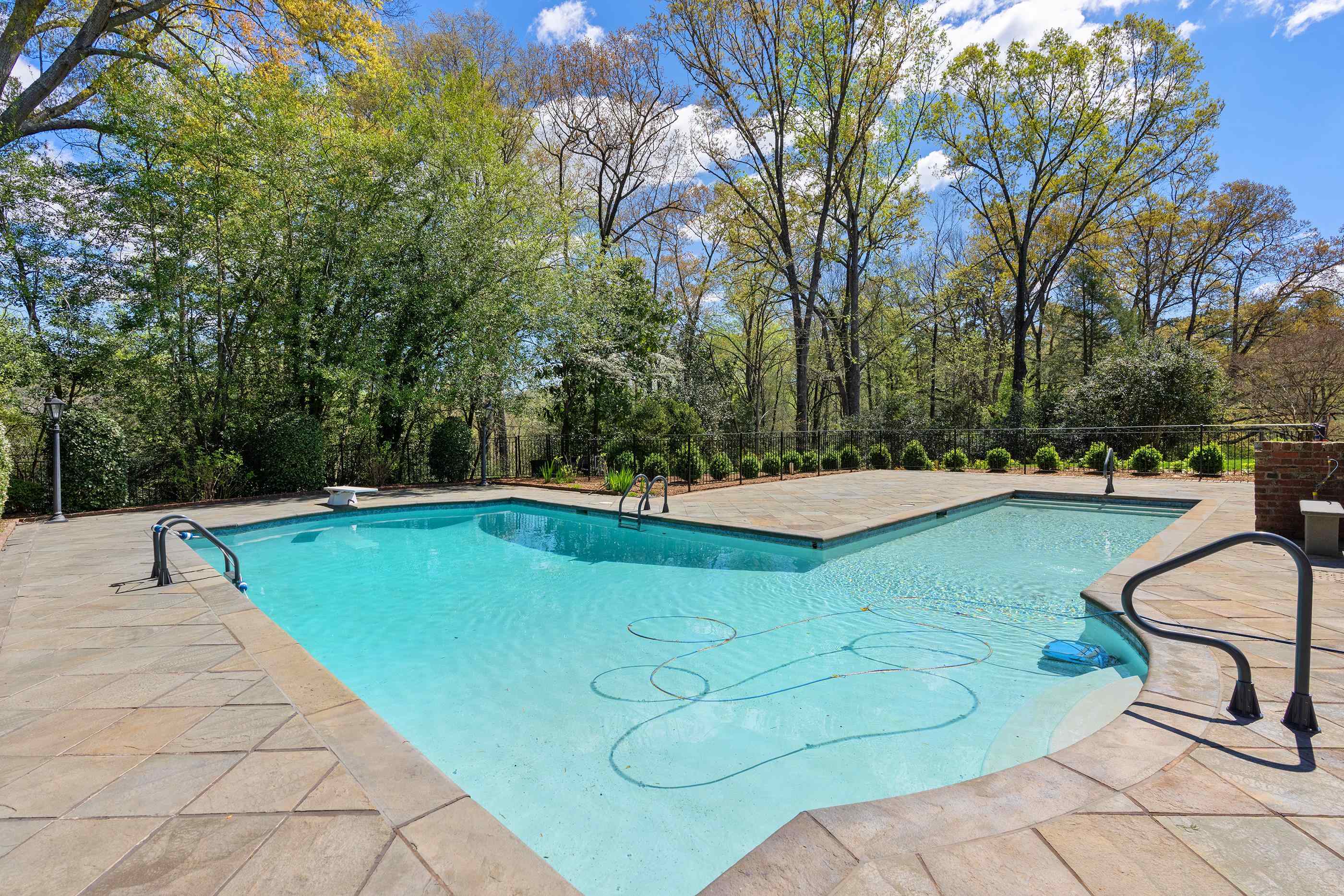1908 Roe Ford Road Greenville, SC 29617 - Photo 35 of 41 Gallery Image 35