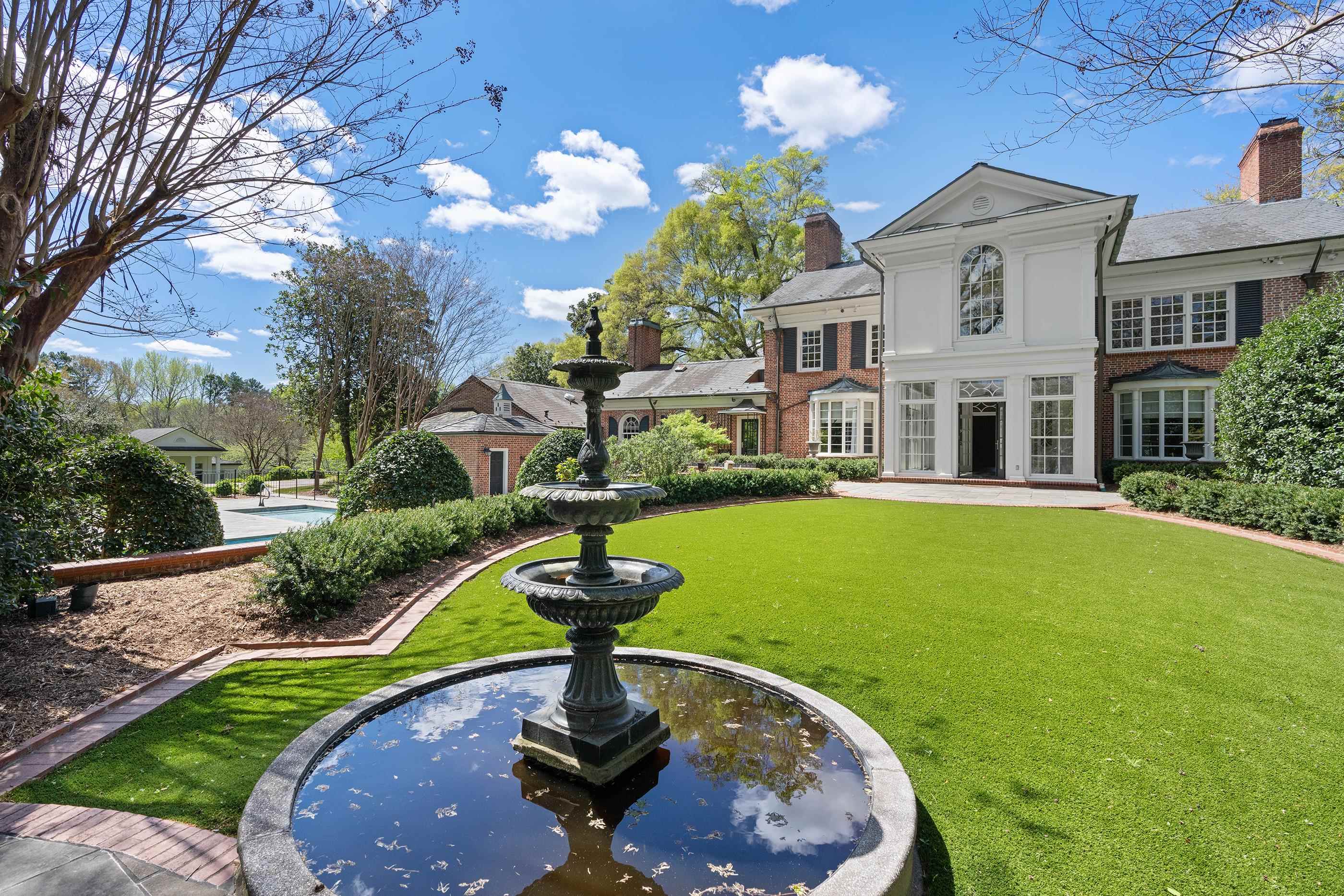 1908 Roe Ford Road Greenville, SC 29617 - Photo 37 of 41 Gallery Image 37