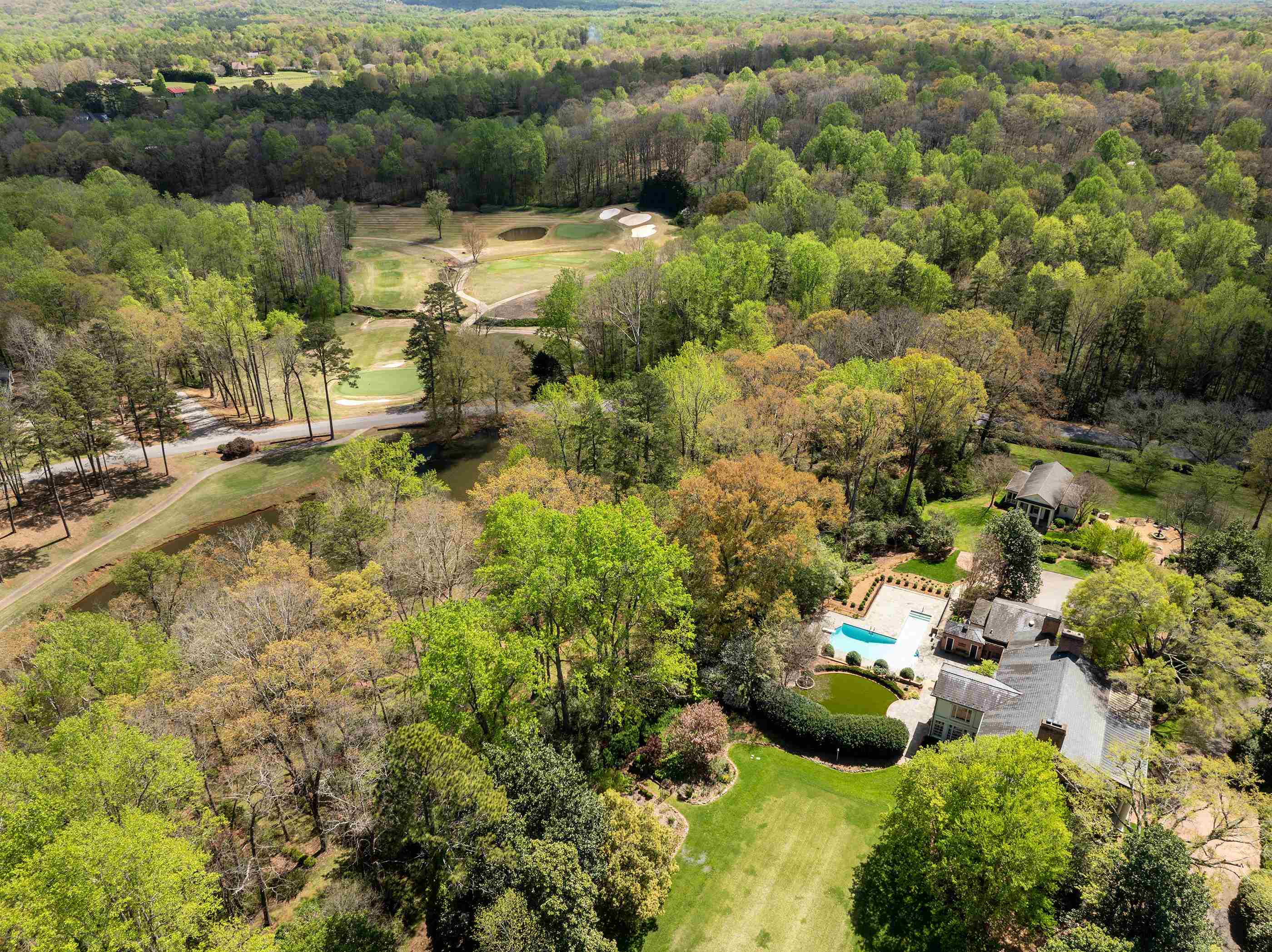 1908 Roe Ford Road Greenville, SC 29617 - Photo 9 of 41 Gallery Image 9