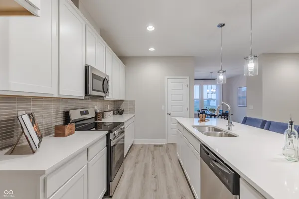 $329,999 | 5803 Cr W 750 Street North, McCordsville, IN 46055