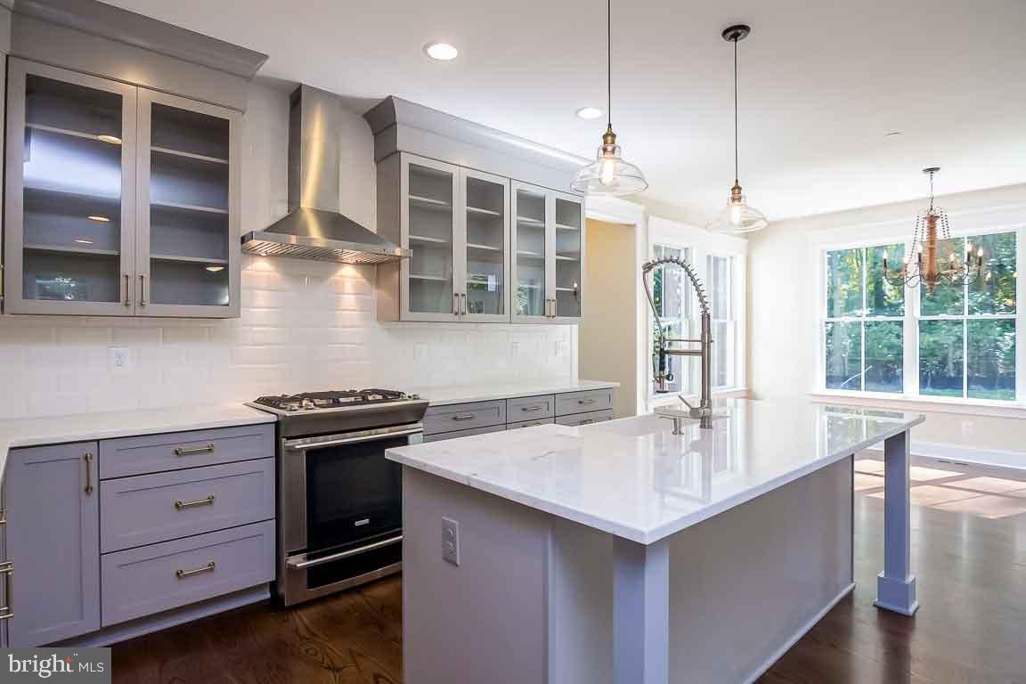 2667 Solomons Island Road Edgewater, MD 21037 - Photo 4 of 25 Example