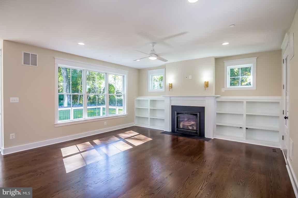 2667 Solomons Island Road Edgewater, MD 21037 - Photo 5 of 25 Example