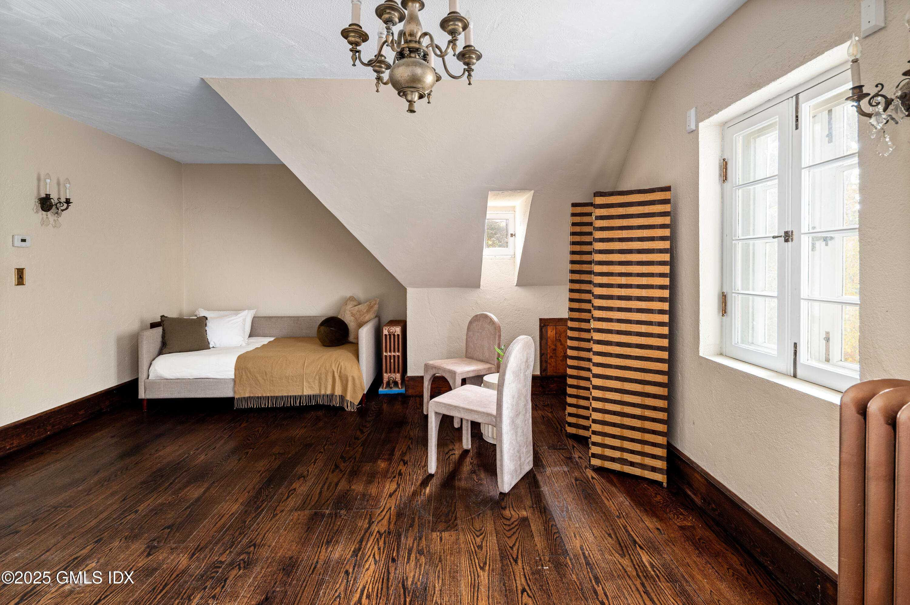 271 Hunting Ridge Road Stamford, CT 06903 - Photo 27 of 40 89_HudsonCP_271HuntingRidgeRd