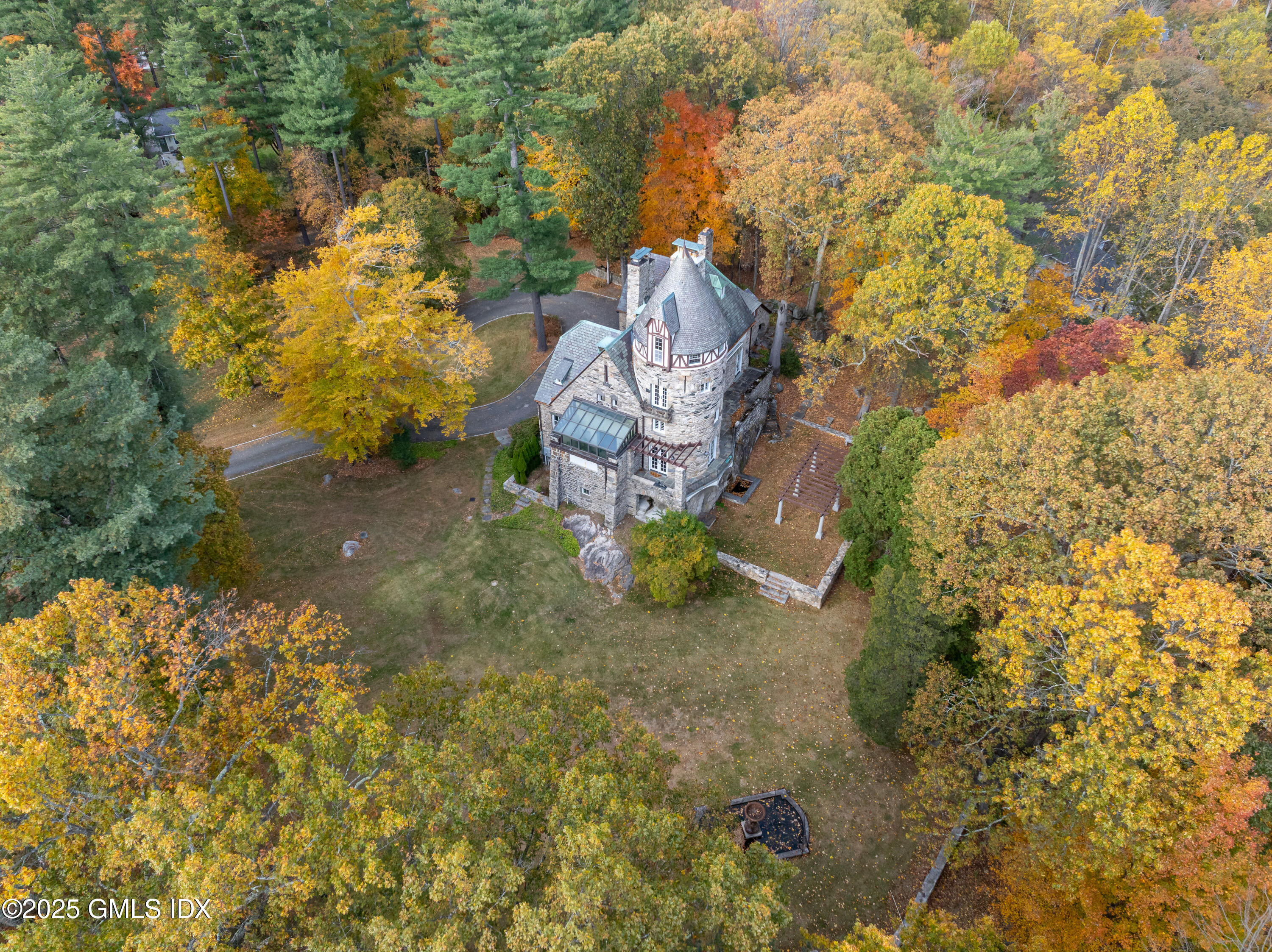 271 Hunting Ridge Road Stamford, CT 06903 - Photo 36 of 40 047-47_HudsonCP_271HuntingRidgeRd