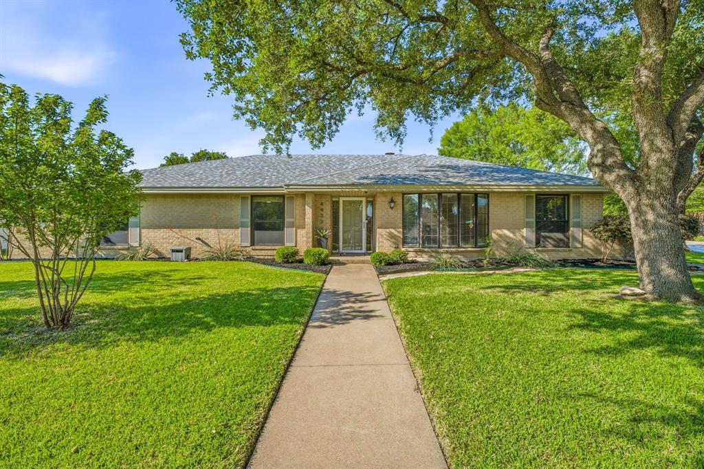 4433 Quail Hollow Road Fort Worth, TX 76133 - Photo 2 of 40