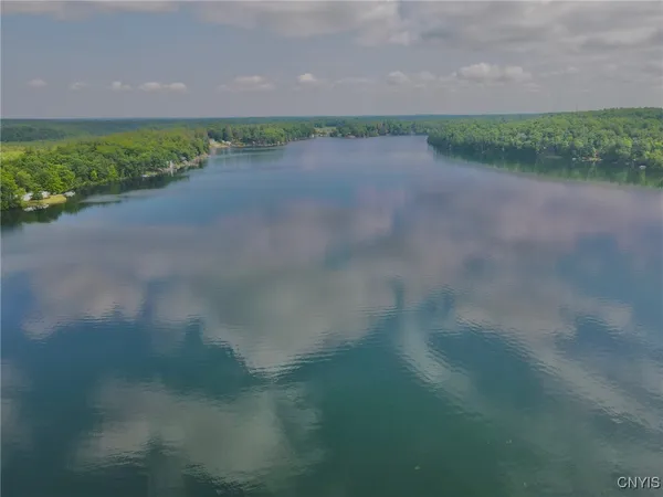 $110,000 | 125 South Shore Road, Macomb, NY 13642