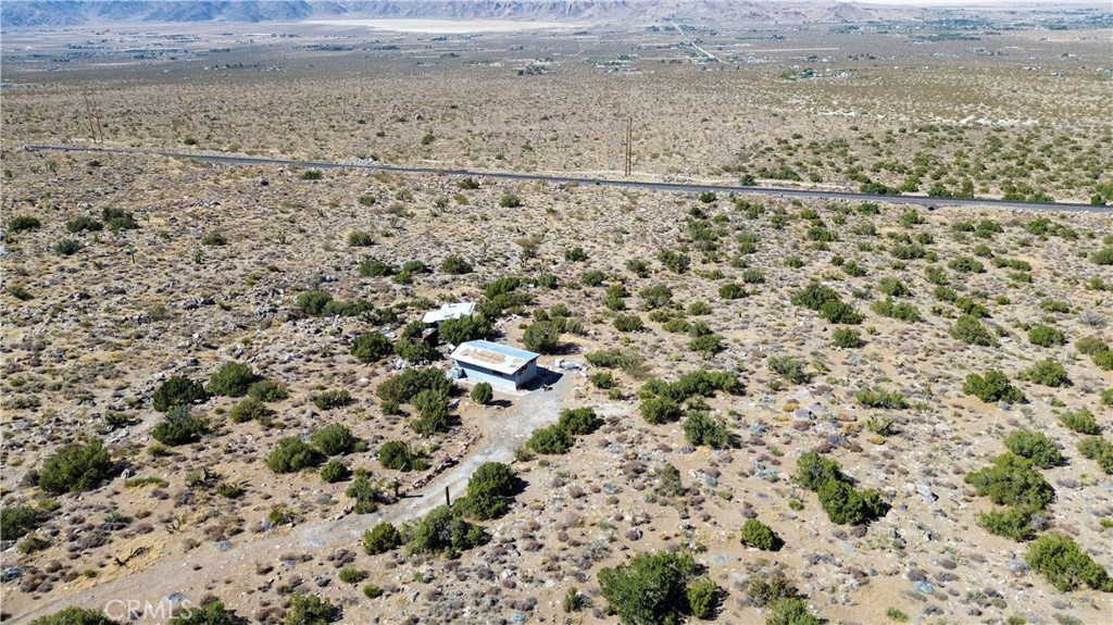 1 Silver Creek Road Lucerne Valley, CA 92356 - Photo 5 of 12 a view of a dry yard