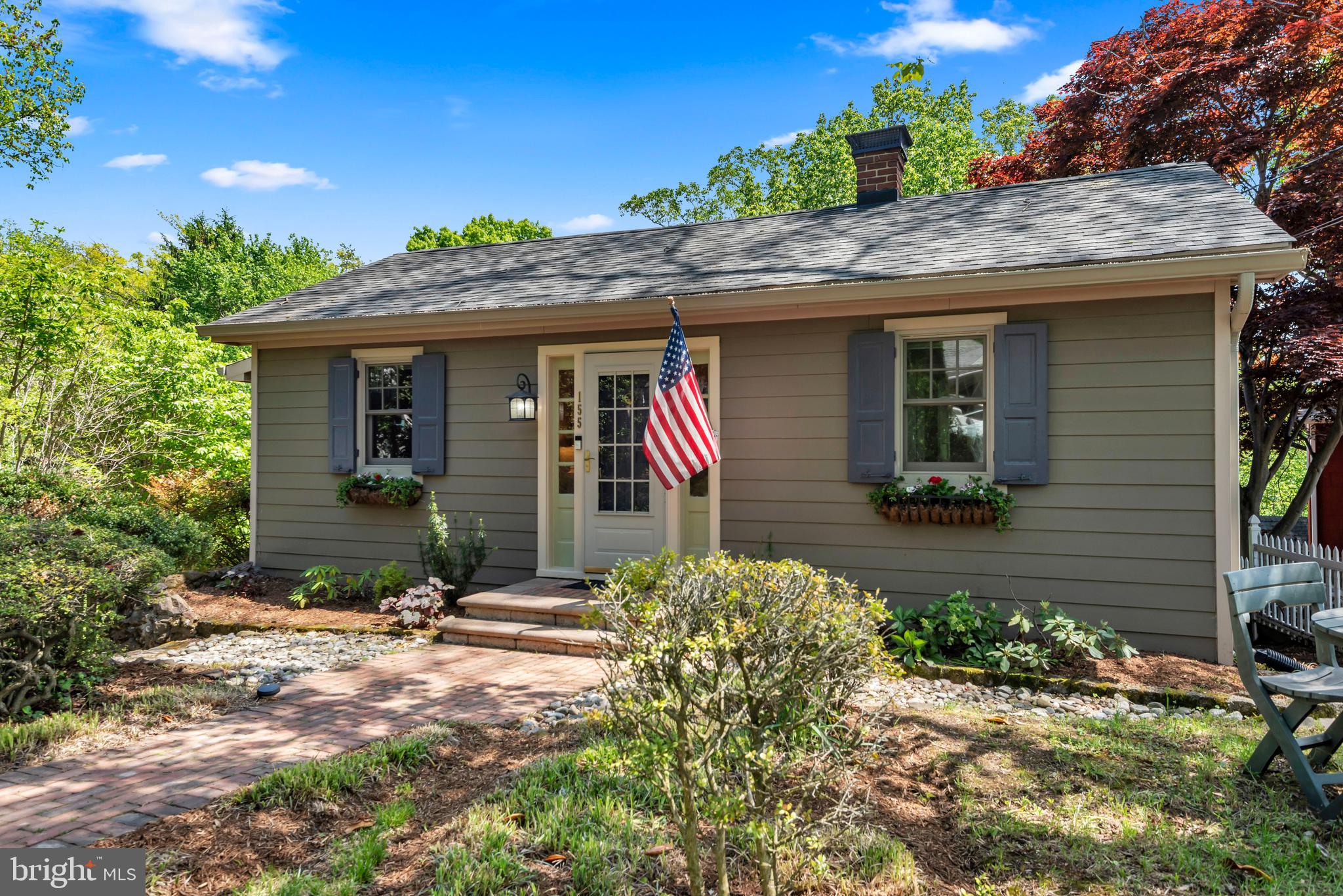 155 Ridgeway Circle Arnold, MD 21012 - Photo 2 of 73 a front view of a house with a yard