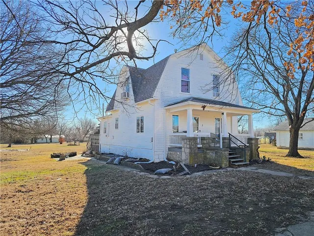 $150,000 | 304 West 13th Avenue, Garnett, KS 66032