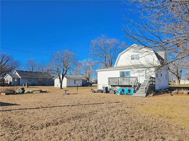 $150,000 | 304 West 13th Avenue, Garnett, KS 66032