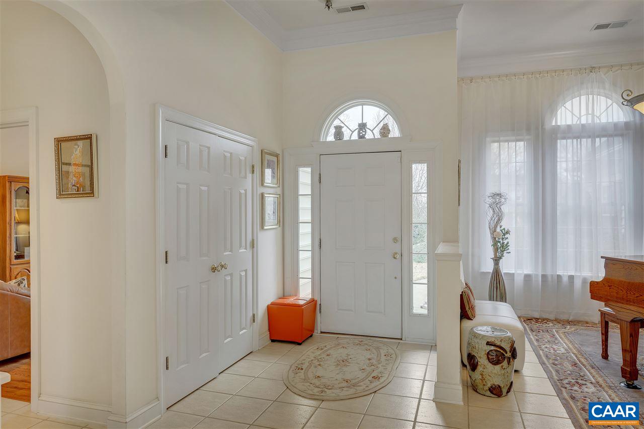 3052 Chimney Ridge Charlottesville, VA 22911 - Photo 4 of 39 Gallery Image 4