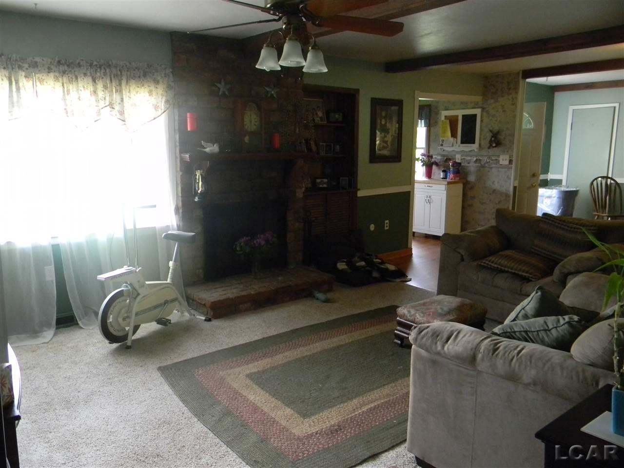 3120 Peckins Road Chelsea, MI 48118 - Photo 9 of 17 31243648-8.JPG