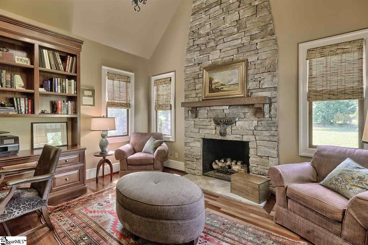 10 Dawson Road Greenville, SC 29609 - Photo 16 of 32