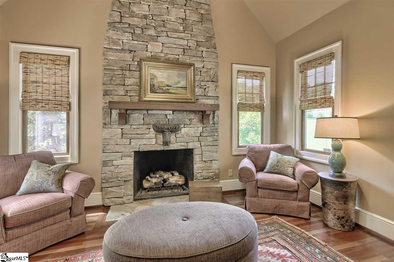 10 Dawson Road Greenville, SC 29609 - Photo 17 of 32