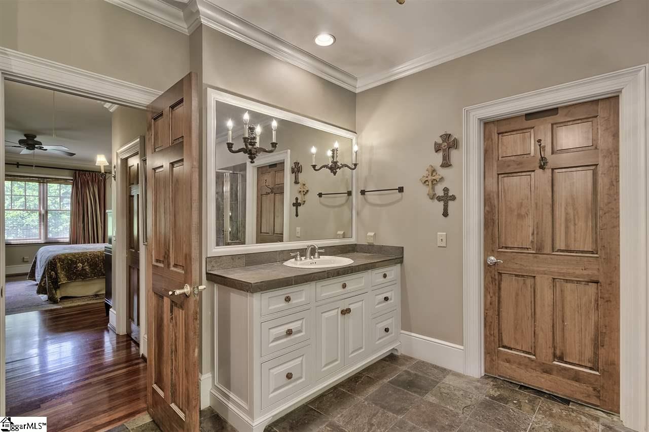 10 Dawson Road Greenville, SC 29609 - Photo 21 of 32