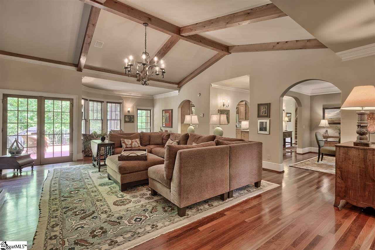 10 Dawson Road Greenville, SC 29609 - Photo 6 of 32