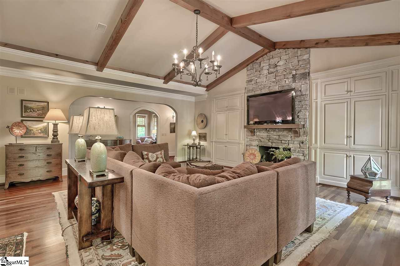 10 Dawson Road Greenville, SC 29609 - Photo 7 of 32