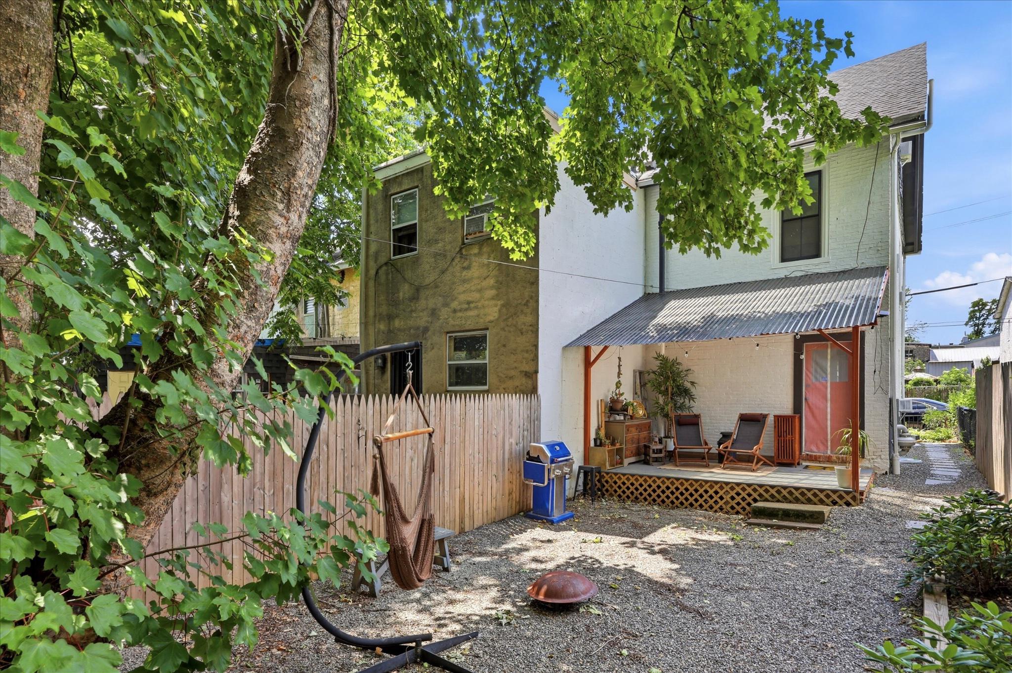 6649 Crowson Street Philadelphia, PA 19119 - Photo 21 of 23 Exterior Back View