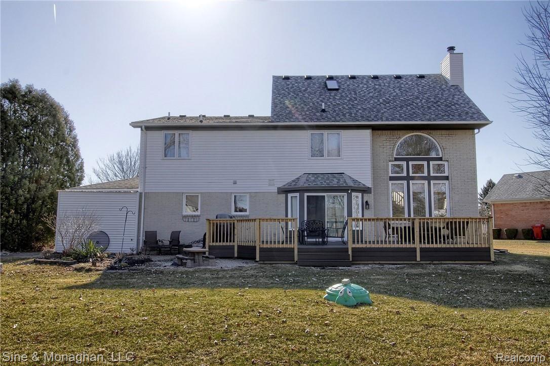 52075 Lillian Road New Baltimore, MI 48047 - Photo 33 of 34 35-Rear.jpg