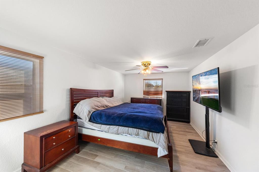 10747 109th Way Largo, FL 33778 - Photo 20 of 24