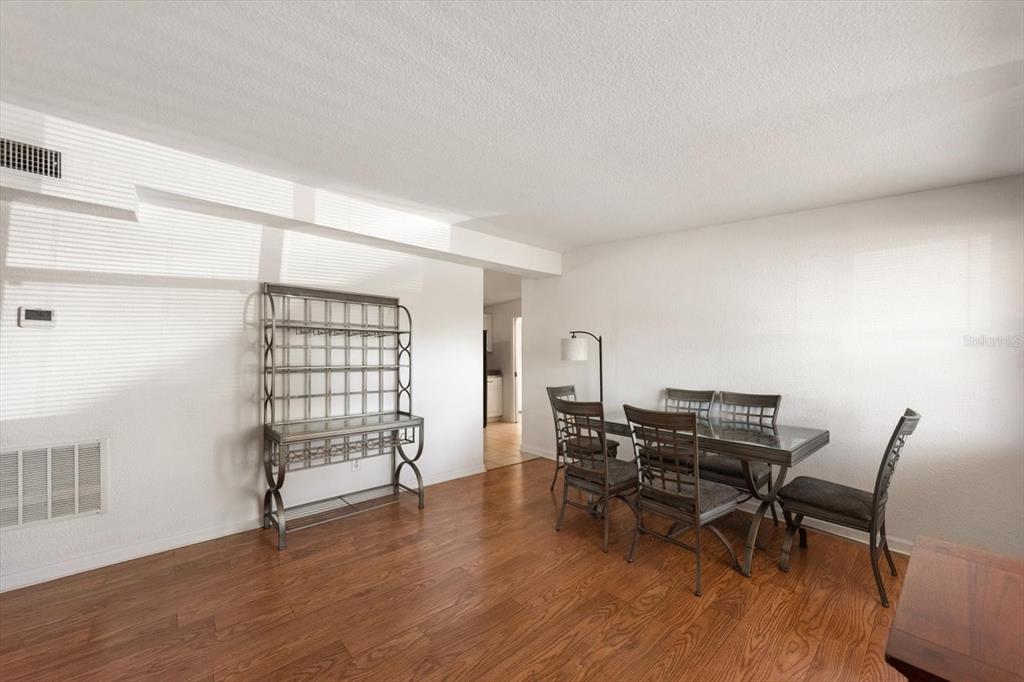 10747 109th Way Largo, FL 33778 - Photo 10 of 24