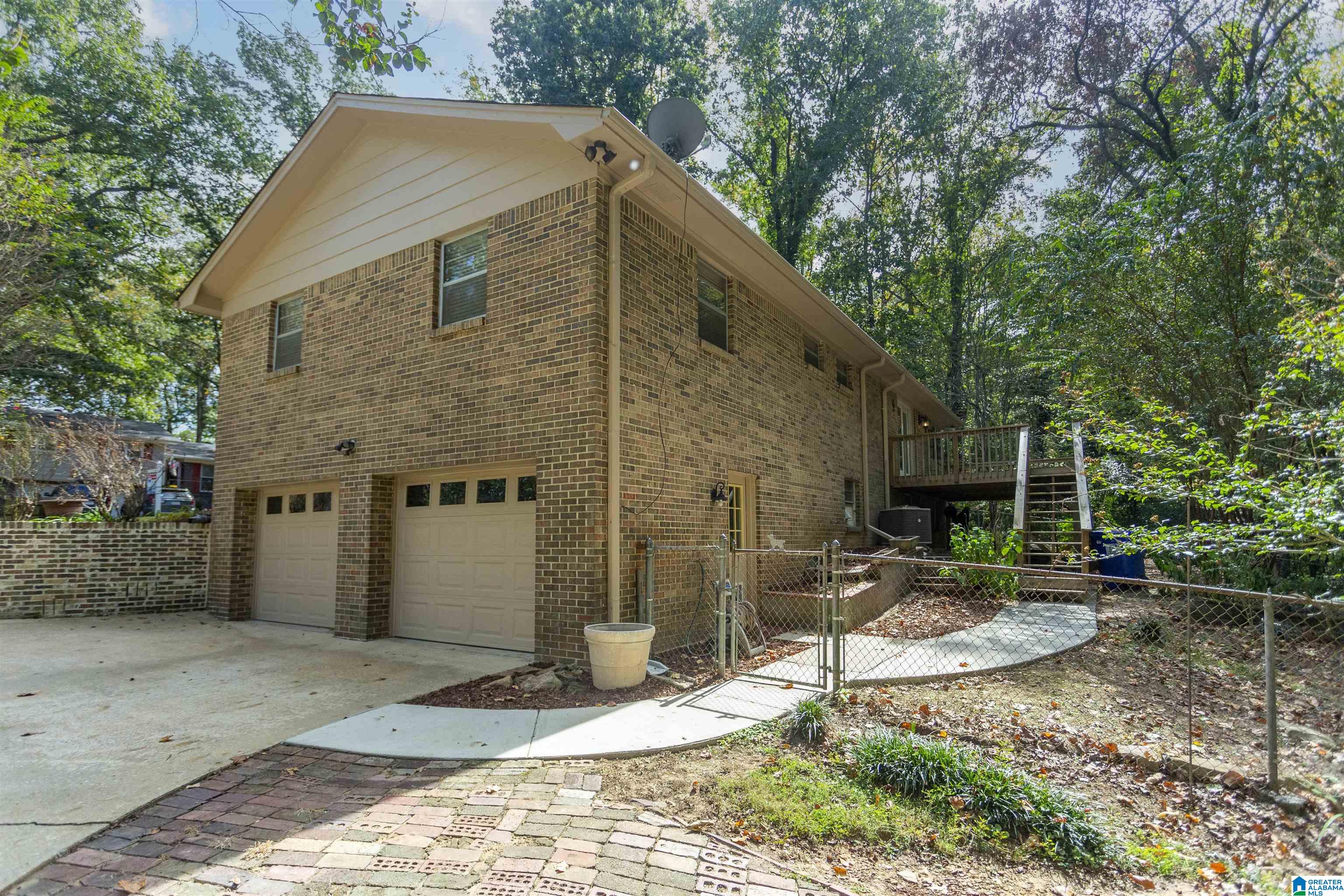 1904 Thornhill Road Fultondale, AL 35068 - Photo 5 of 47