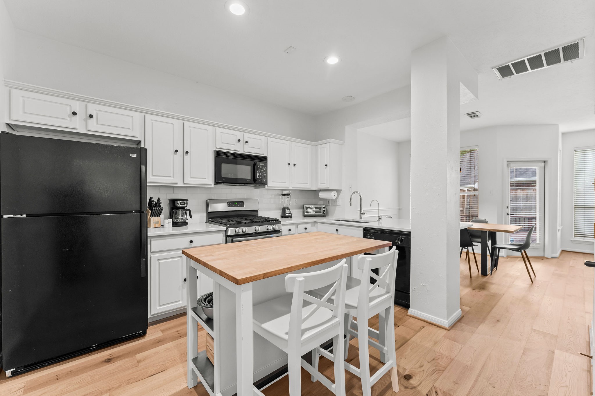 7 South Avonlea Circle Spring, TX 77382 - Photo 14 of 29