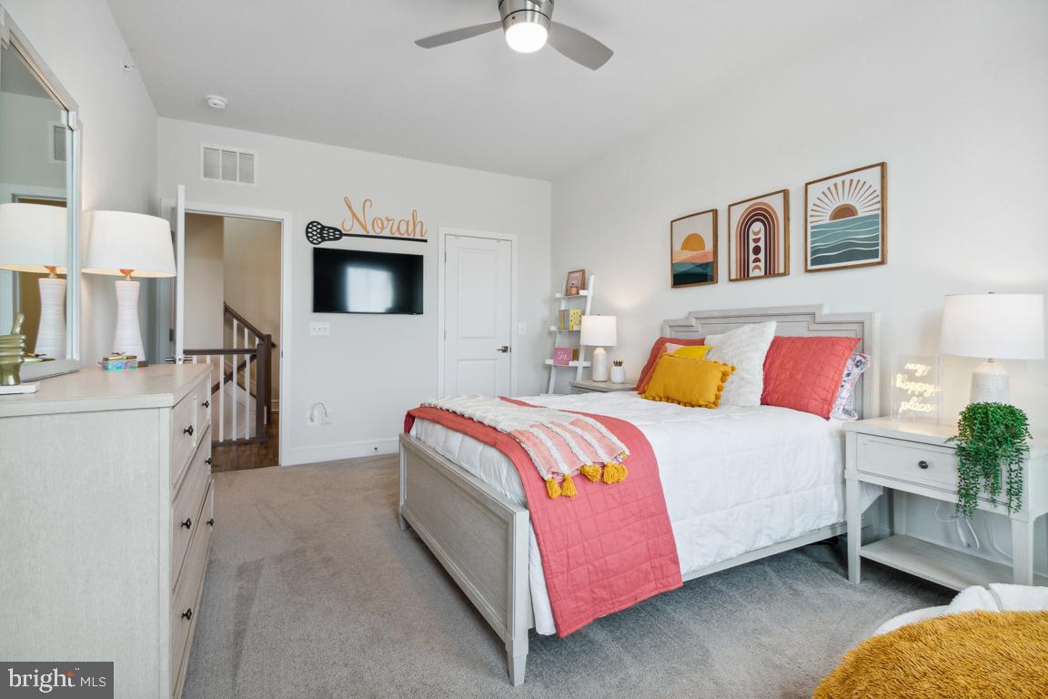 43184 Farringdon Square Ashburn, VA 20148 - Photo 17 of 24