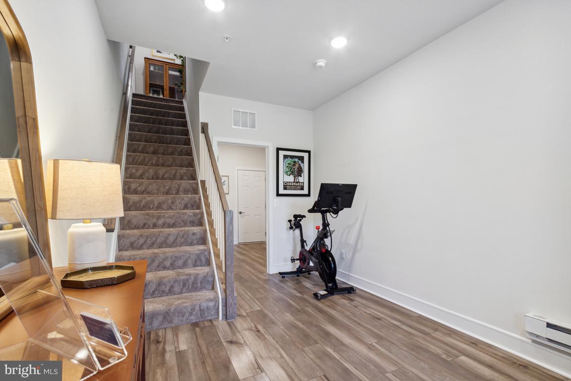 43184 Farringdon Square Ashburn, VA 20148 - Photo 4 of 24