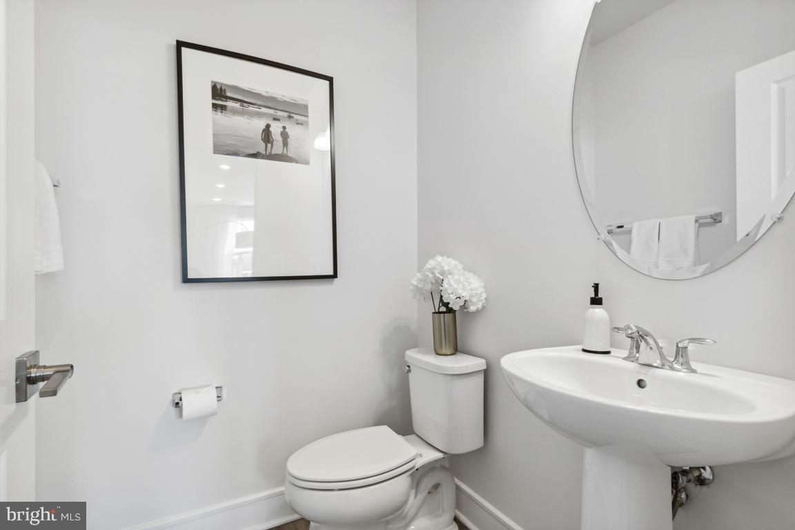 43184 Farringdon Square Ashburn, VA 20148 - Photo 10 of 24