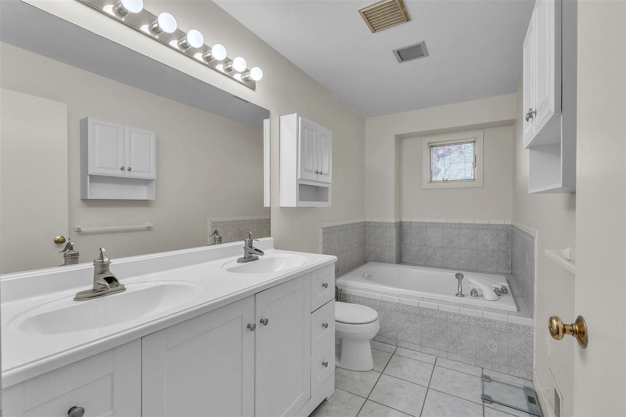 5105 Turtle Pointe Drive Ann Arbor, MI 48105 - Photo 67 of 84
