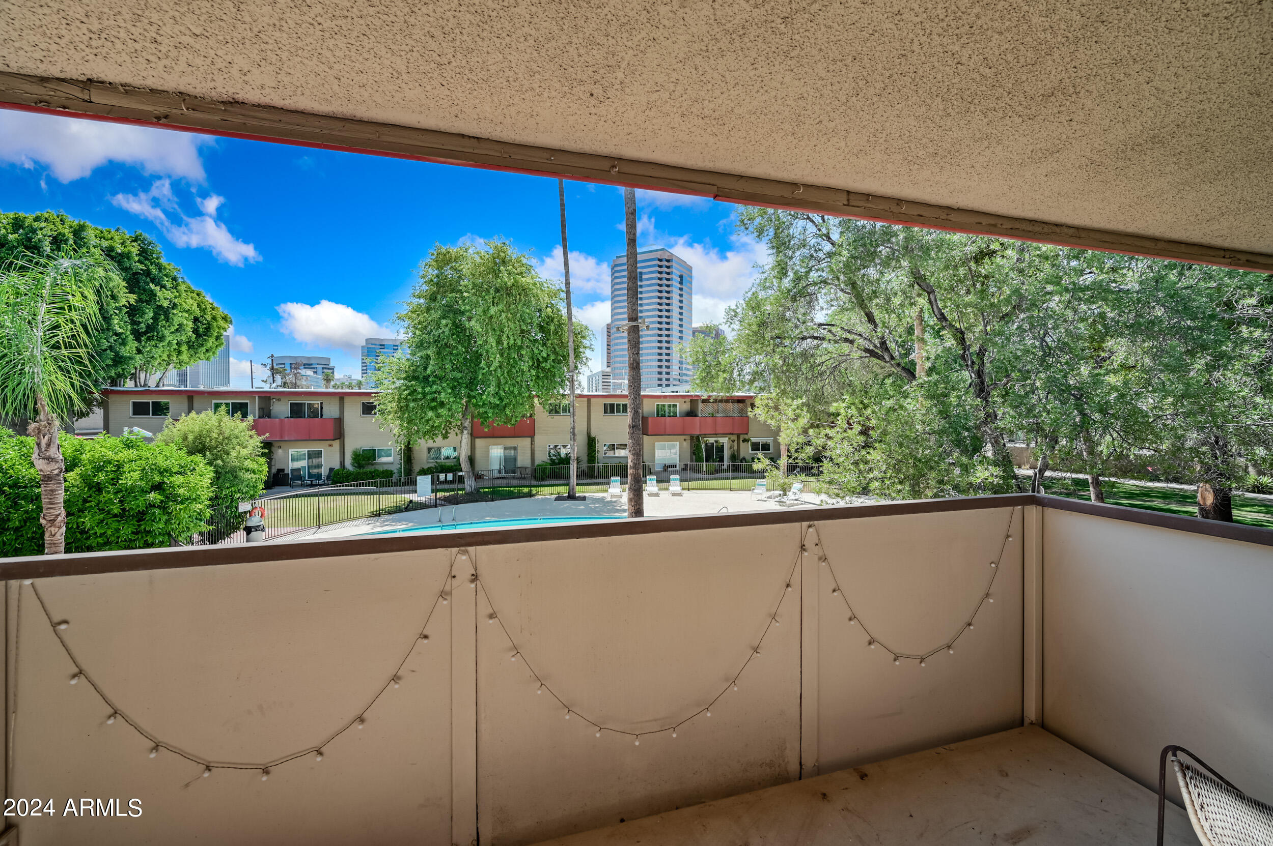 357 East Thomas Road, Unit A208 Phoenix, AZ 85004 - Photo 8 of 15 ocupix-357ETRA208-10