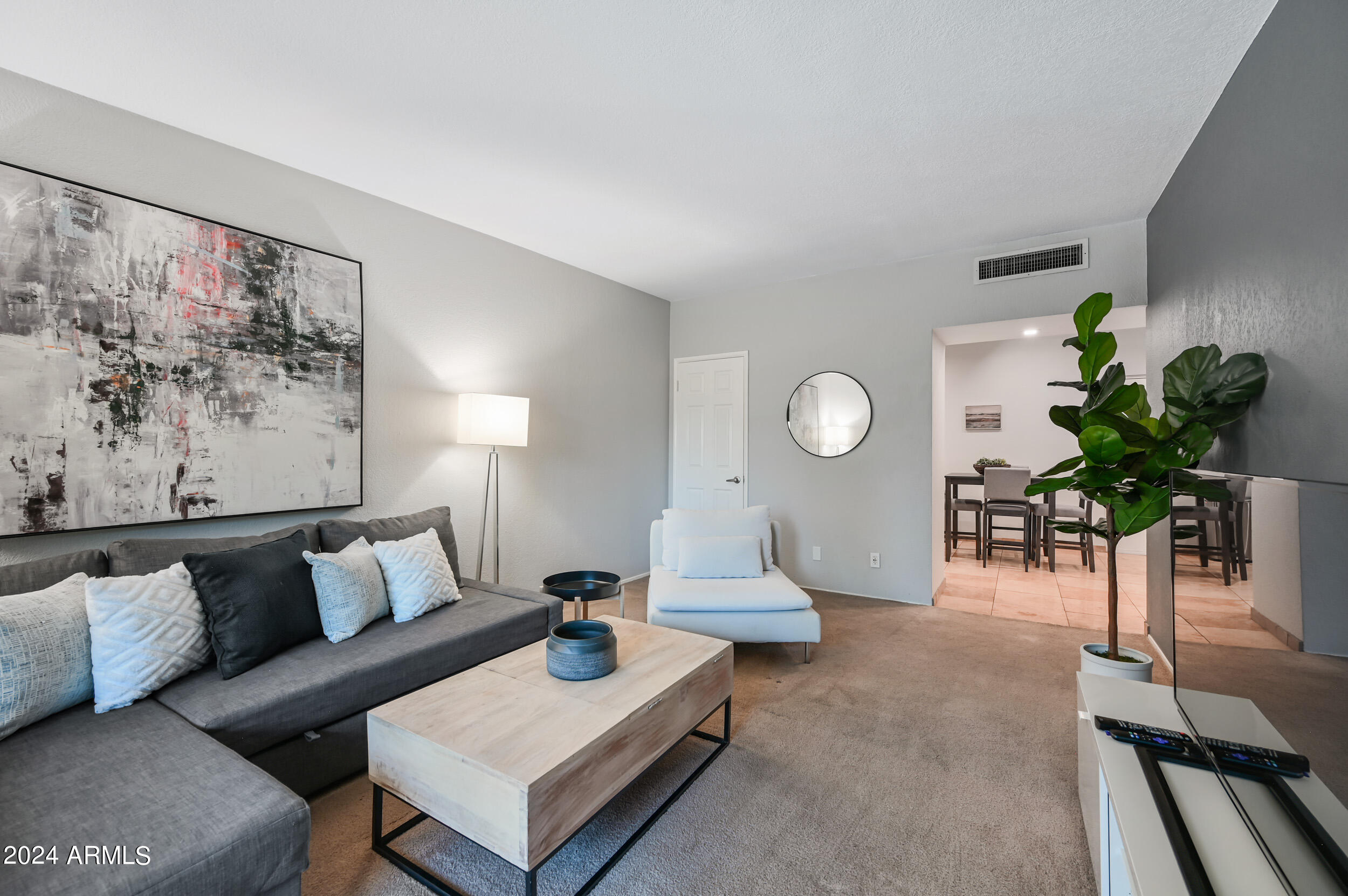 357 East Thomas Road, Unit A208 Phoenix, AZ 85004 - Photo 9 of 15 ocupix-357ETRA208-11