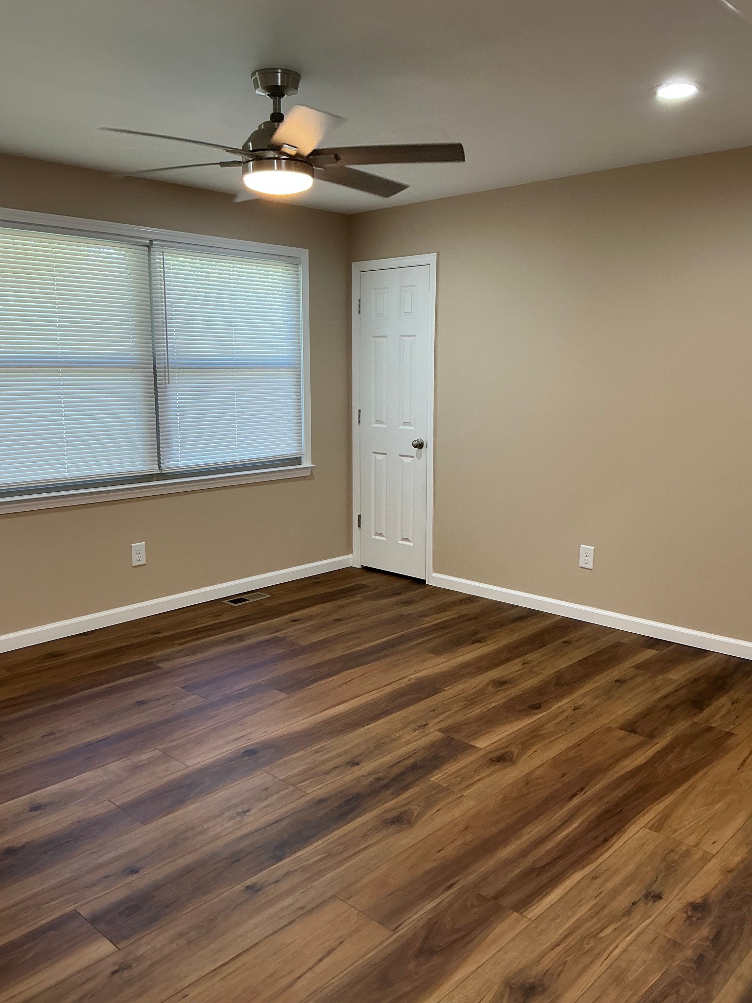 275 Attaway Road Clarksville, TN 37040 - Photo 9 of 17