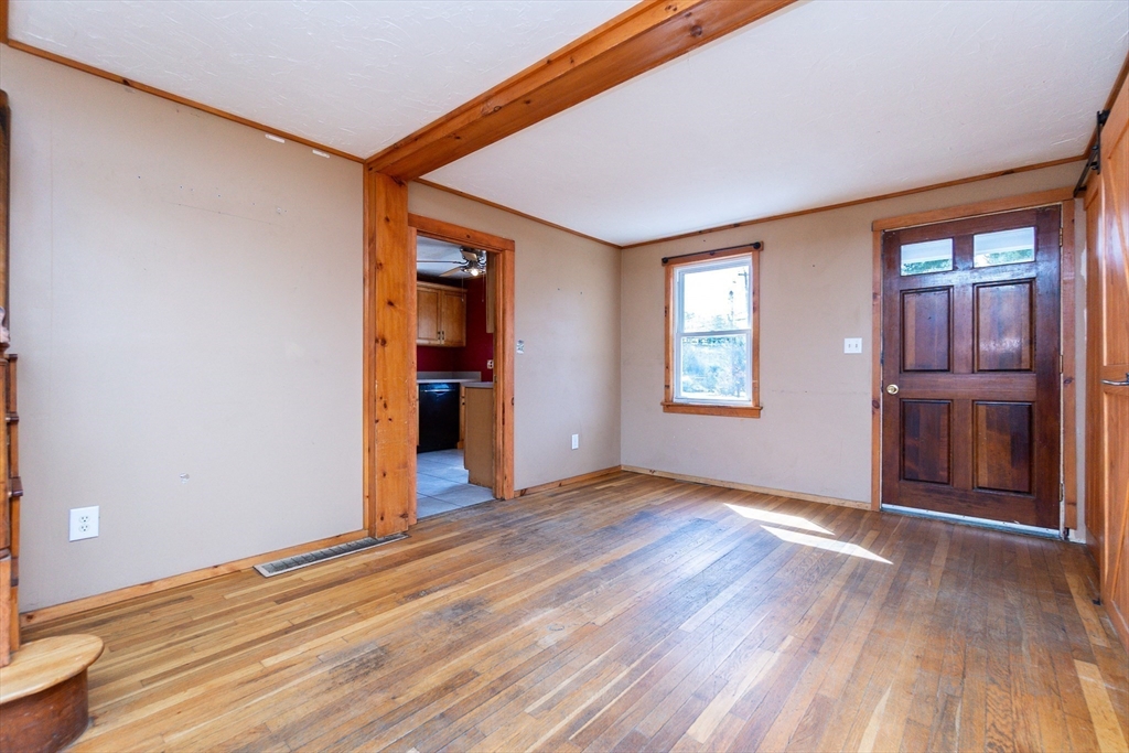 58 Lowell Road Pepperell, MA 01463 - Photo 10 of 30