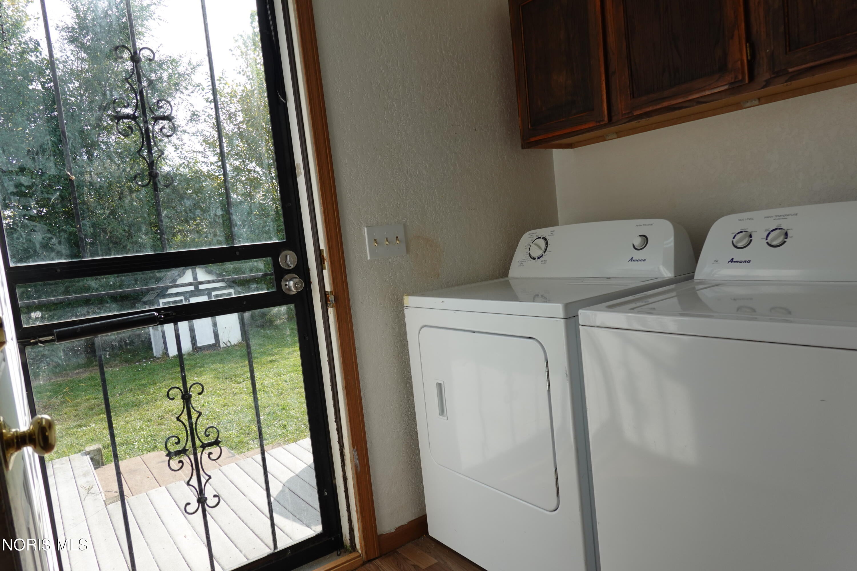405 Waybridge Road Toledo, OH 43612 - Photo 15 of 24 Gallery Image 15