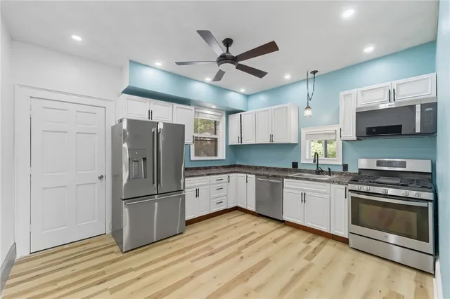 $500,000 | 20 Brush Hill Road, Providence, RI 02909